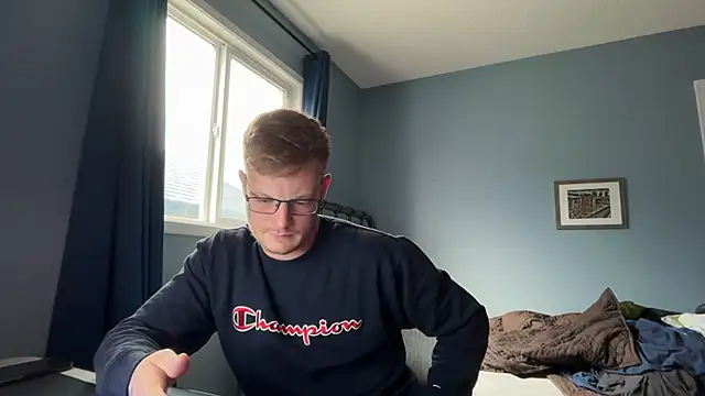 lustylyndon online show from May 14, 2026, 2:18 am