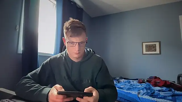 lustylyndon online show from May 16, 2026, 11:03 pm