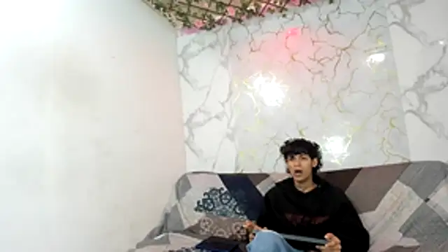 Snapshot of Bastian_boyshot77 chatting on July 11, 2026, 1:03 pm Bastian boyshot77 online show from July 11, 2026, 1:03 pm