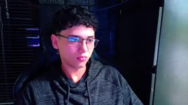 Snapshot of jacobs_shelby chatting on June 15, 2026, 12:18 pm jacobs shelby online show from June 15, 2026, 12:18 pm