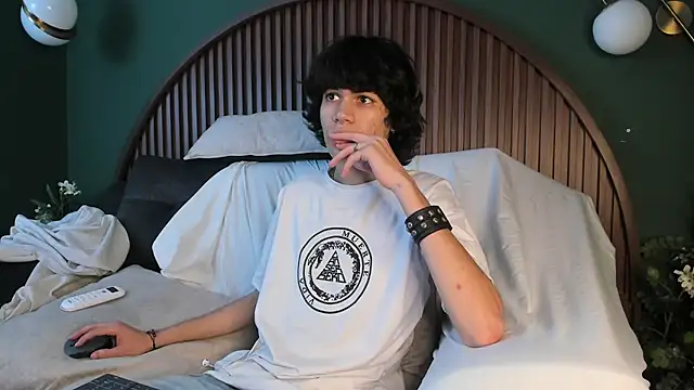 Diamond twink online show from July 16, 2026, 6:41 am