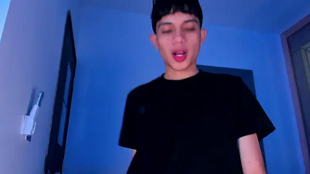 Snapshot of Sebax_Young chatting on February 11, 2026, 8:14 pm Sebax Young online show from February 11, 2026, 8:14 pm