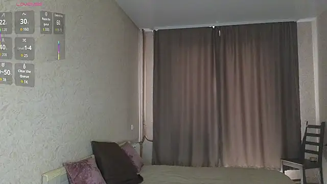 Vi Luxy online show from July 25, 2026, 4:43 am