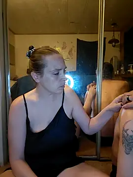 Shy Naughty Girl online show from July 14, 2026, 4:17 am