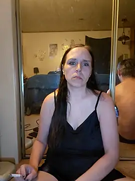 Shy Naughty Girl online show from July 17, 2026, 4:52 am