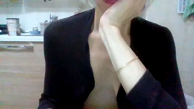 Snapshot of Kelly80 chatting on June 28, 2026, 3:23 am Kelly80 online show from June 28, 2026, 3:23 am