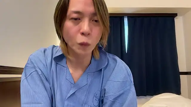 Snapshot of p-nyan4 chatting on December 3, 2025, 7:05 am p-nyan4 online show from December 3, 2025, 7:05 am