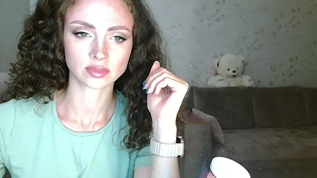 Amber Carrol online show from July 15, 2026, 4:23 pm