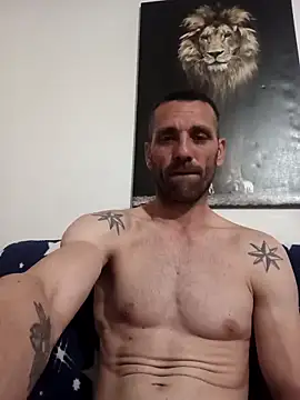 YzabellFabioo online show from May 12, 2026, 9:56 pm
