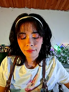dolliette24 online show from July 16, 2026, 5:13 am