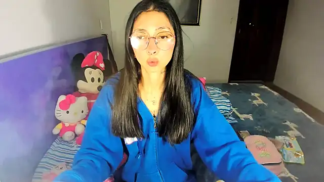 Snapshot of Anais_lux chatting on July 20, 2026, 10:45 pm Anais lux online show from July 20, 2026, 10:45 pm