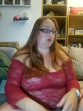 Luscious-LucyXX online show from June 3, 2026, 8:14 pm