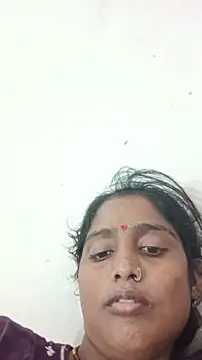 Guriya0076 online show from May 28, 2026, 11:29 am