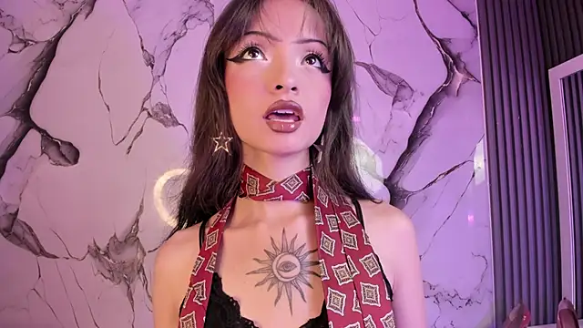 MaddieStark online show from July 16, 2026, 1:06 pm