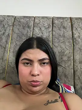 Snapshot of ValentinaBreats chatting on July 14, 2026, 11:54 pm ValentinaBreats online show from July 14, 2026, 11:54 pm