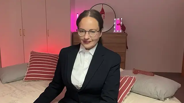 UnderWunder online show from July 20, 2026, 6:32 pm