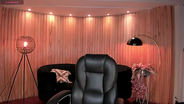 MeganScott online show from June 15, 2026, 11:23 am