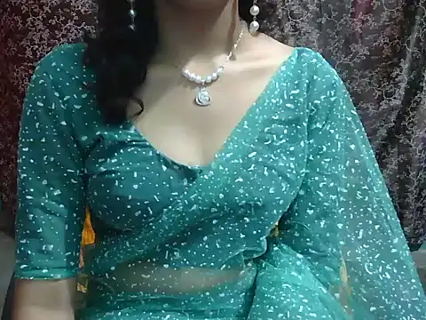 Snapshot of lovely_soniya chatting on August 1, 2026, 8:13 am lovely soniya online show from August 1, 2026, 8:13 am
