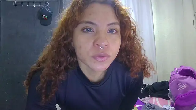Snapshot of VioletV chatting on July 22, 2026, 1:19 am VioletV online show from July 22, 2026, 1:19 am