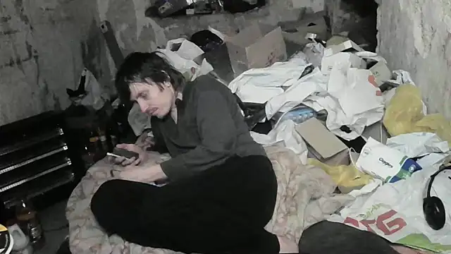 makarov1993 online show from June 6, 2026, 2:27 am