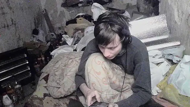 makarov1993 online show from June 14, 2026, 8:44 pm
