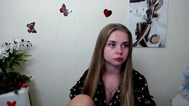 Snapshot of OceanicDawn chatting on June 30, 2026, 6:14 am OceanicDawn online show from June 30, 2026, 6:14 am