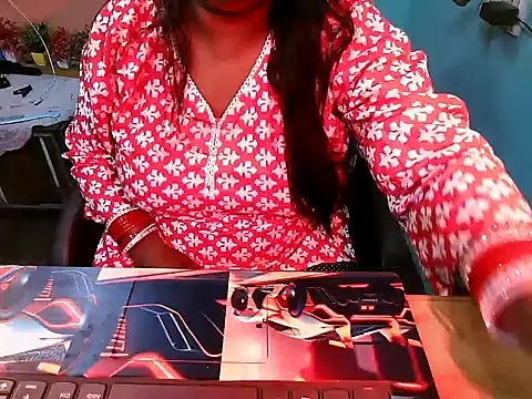 Snapshot of PREETI_BABY chatting on July 8, 2026, 7:13 am PREETI BABY online show from July 8, 2026, 7:13 am