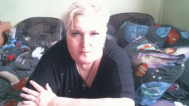 Snapshot of Lana555 chatting on July 15, 2026, 11:04 am Lana555 online show from July 15, 2026, 11:04 am