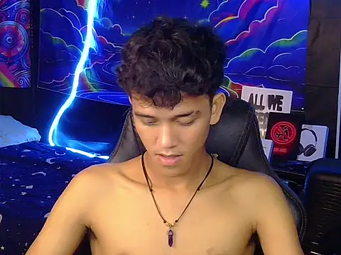 Snapshot of kenbigcockxx chatting on July 20, 2026, 2:30 pm kenbigcockxx online show from July 20, 2026, 2:30 pm
