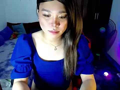 Snapshot of Urassiansweetcummer chatting on March 13, 2026, 6:09 am Urassiansweetcummer online show from March 13, 2026, 6:09 am