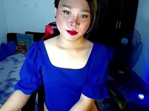 Snapshot of Urassiansweetcummer chatting on April 11, 2026, 2:38 am Urassiansweetcummer online show from April 11, 2026, 2:38 am