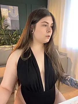 Lovely Waifu online show from May 23, 2026, 3:05 pm