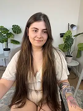 Lovely Waifu online show from June 16, 2026, 2:19 pm