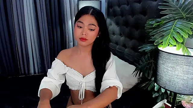 AsianHugecockAnna online show from June 19, 2026, 7:01 am