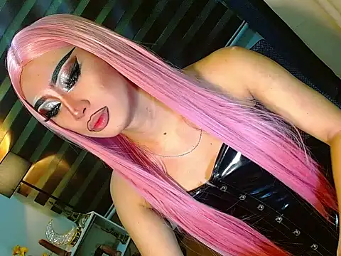Queen yasii 88 online show from May 19, 2026, 1:28 pm