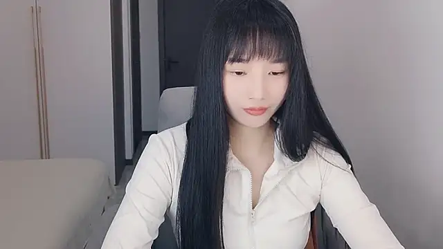 Lisa-3333 online show from March 22, 2026, 10:18 am