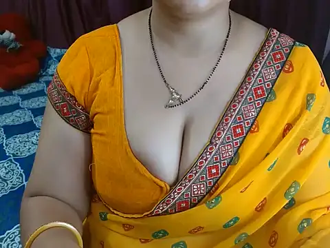 Snapshot of Hot_anika_ chatting on June 19, 2026, 11:19 pm Hot anika online show from June 19, 2026, 11:19 pm