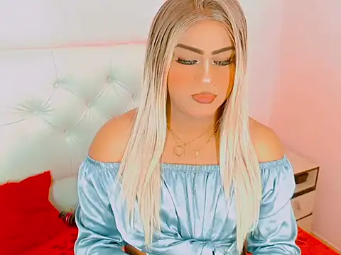 Snapshot of macgenta_drackk chatting on June 27, 2026, 4:50 am macgenta drackk online show from June 27, 2026, 4:50 am