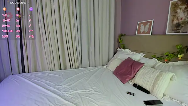 Snapshot of Rina_Panic chatting on June 30, 2026, 1:06 am Rina Panic online show from June 30, 2026, 1:06 am