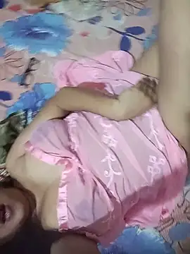 sweet jenni online show from June 1, 2026, 3:41 am