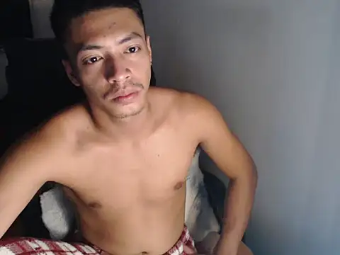 Asian gregor online show from May 26, 2026, 10:33 am