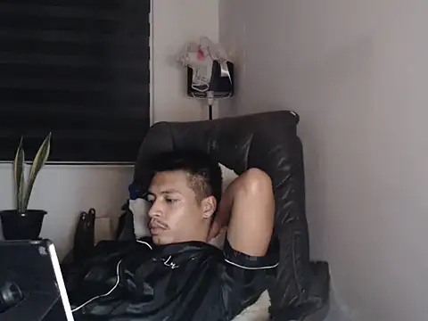 Asian gregor online show from June 13, 2026, 10:40 pm