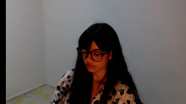 Snapshot of meganmiauu chatting on June 19, 2026, 11:58 am meganmiauu online show from June 19, 2026, 11:58 am