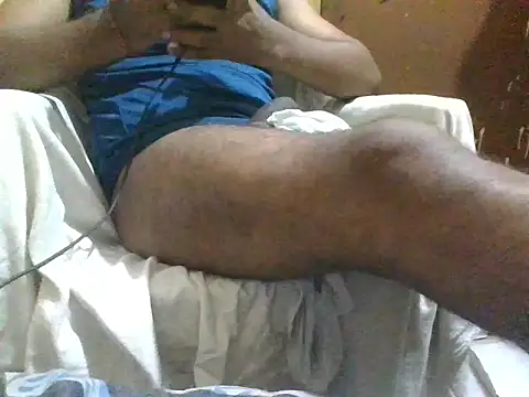 Snapshot of ahhnatti chatting on July 8, 2026, 3:49 pm ahhnatti online show from July 8, 2026, 3:49 pm