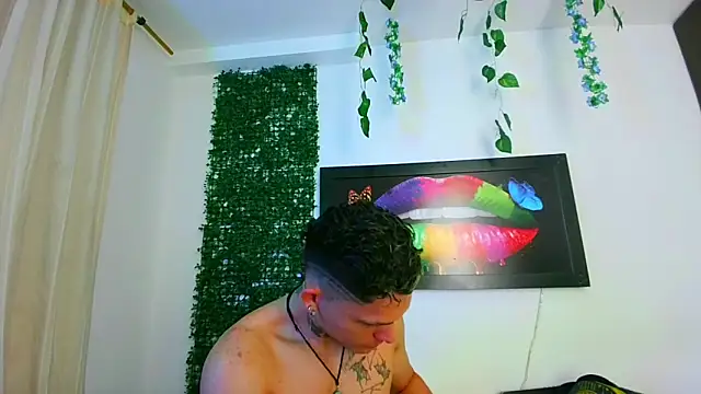 Snapshot of Kieran_kian chatting on May 13, 2026, 12:19 am Kieran kian online show from May 13, 2026, 12:19 am