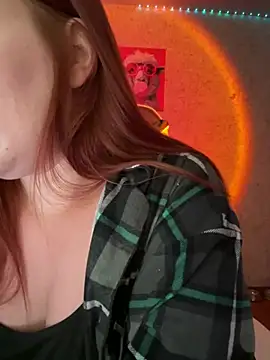 Snapshot of Sweet_lollipop25 chatting on July 4, 2026, 9:21 pm Sweet lollipop25 online show from July 4, 2026, 9:21 pm