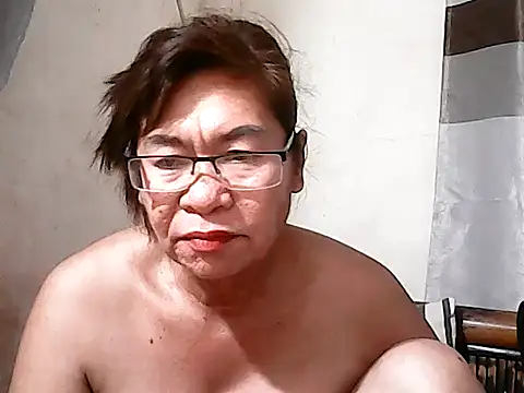 Snapshot of Hottestsexxy_Elynnn chatting on April 10, 2026, 9:36 am Hottestsexxy Elynnn online show from April 10, 2026, 9:36 am