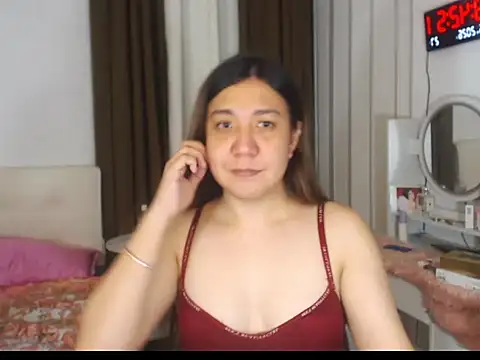 stellahugeX online show from May 10, 2026, 12:43 pm