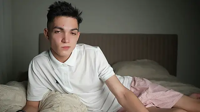 MattyandAiden online show from June 21, 2026, 6:21 pm