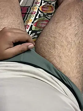 Yourslovingdick online show from June 29, 2026, 4:51 pm